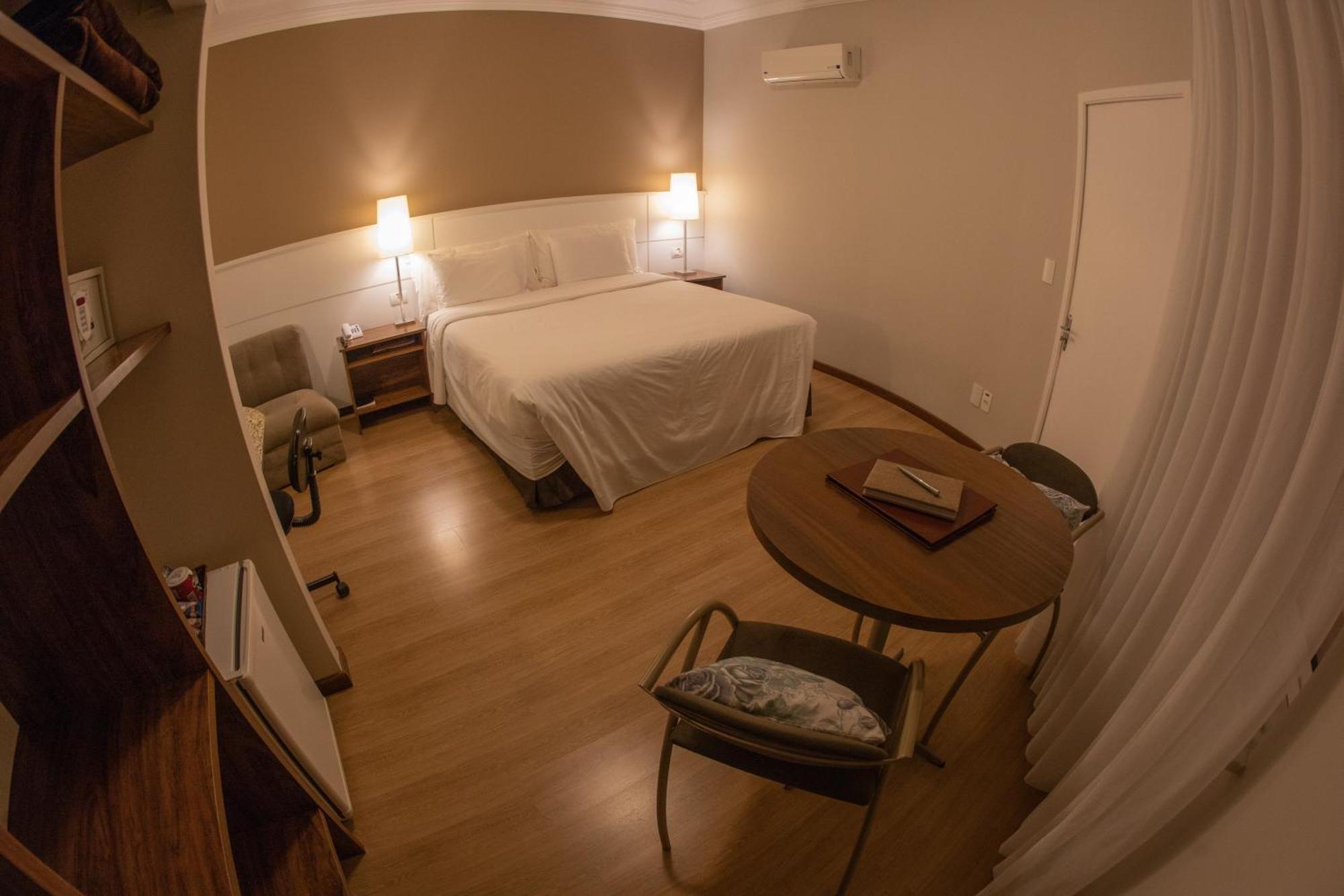 Planalto Select Hotel Ponta Grossa ポンタ・グロッサ エクステリア 写真