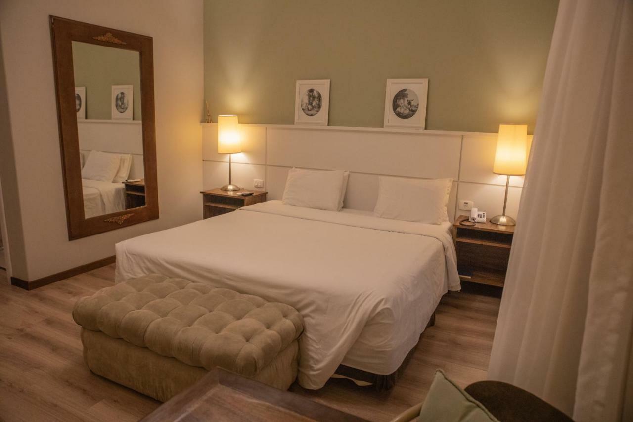 Planalto Select Hotel Ponta Grossa ポンタ・グロッサ エクステリア 写真